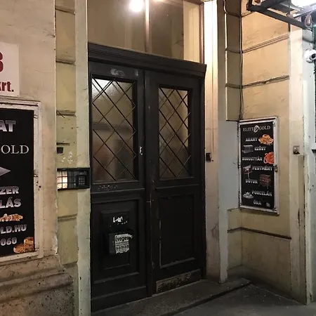 Baraka Hostel Budapesta