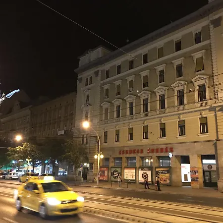 Baraka Hostel Budapest